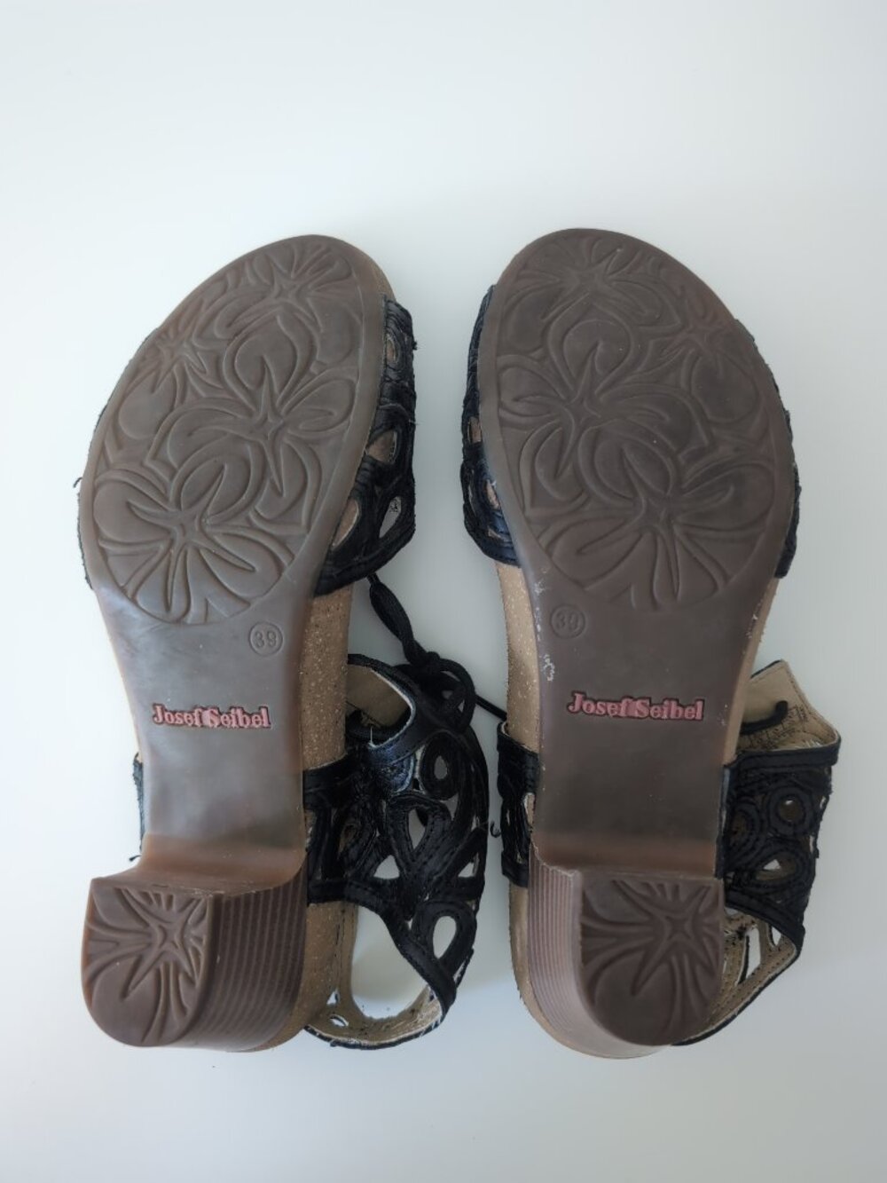 Josef Seibel Ruth Black Leather Cutout Sandals Size 39 - Picture 10 of 11